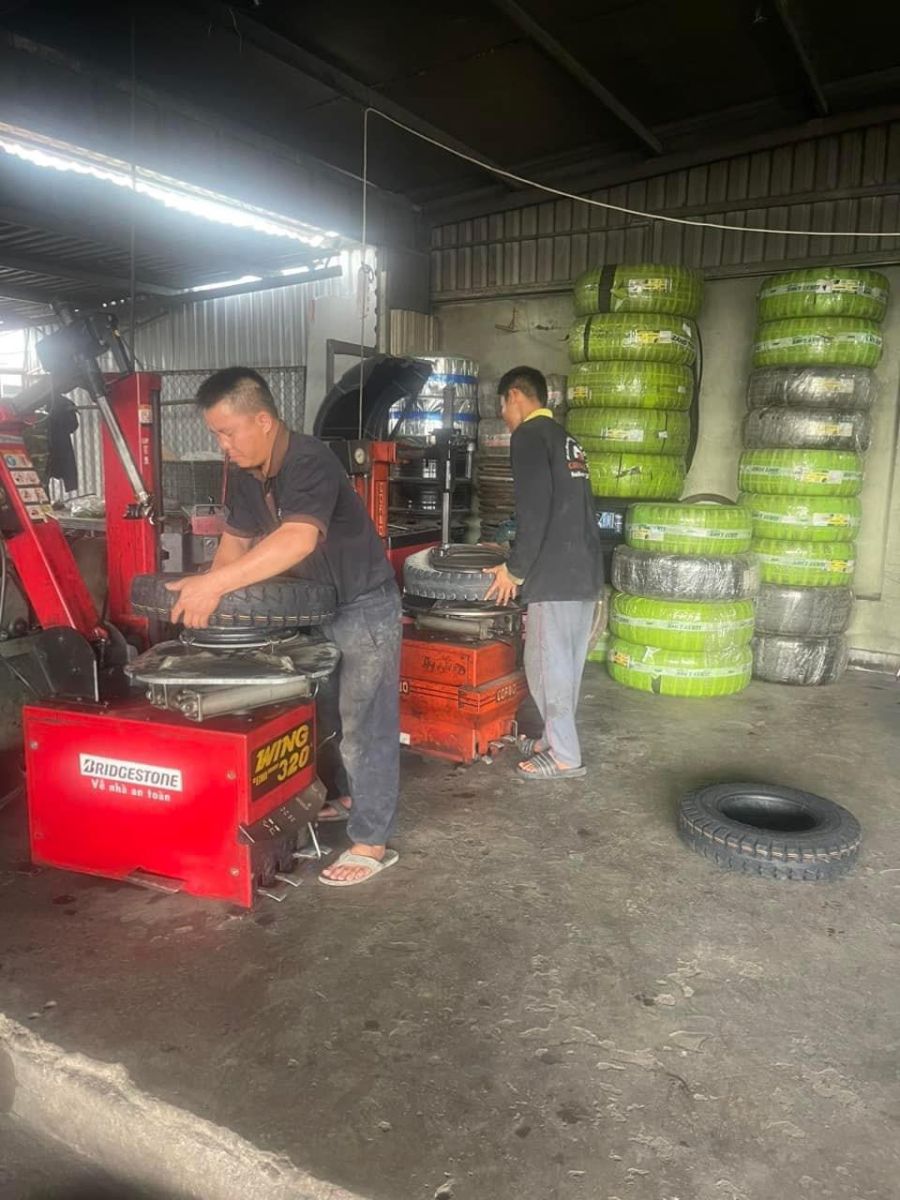 Lốp Xe Ô Tô Không Săm: Giải Pháp Hoàn Hảo Cho An Toàn Và Hiệu Suất